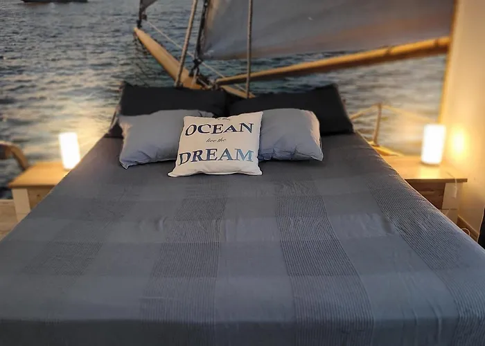 Ocean Whisper Апартаменты *